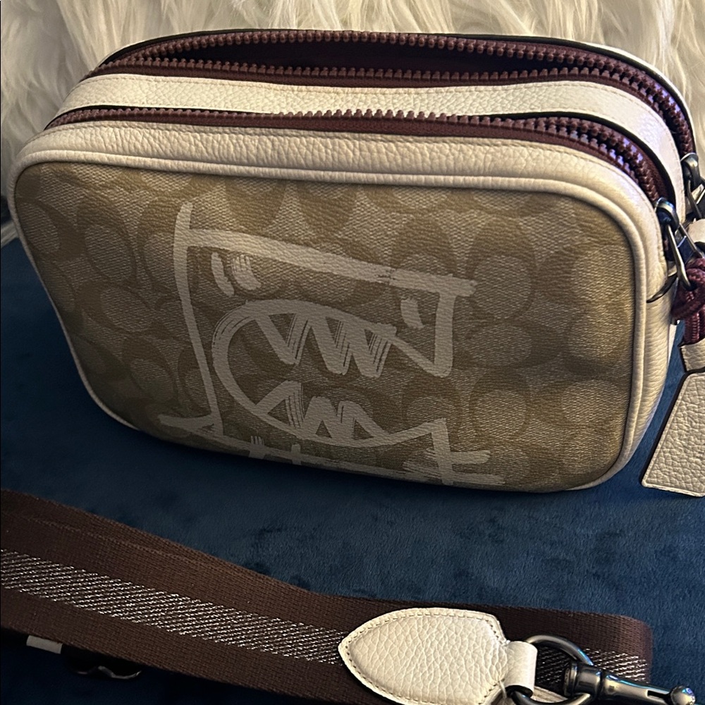 Coach Tan and White Men's Belt Bag